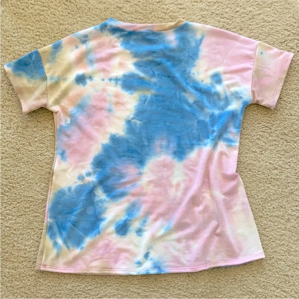 Tie Dye Top & Shorts Lounge Set - Picture 4 of 9
